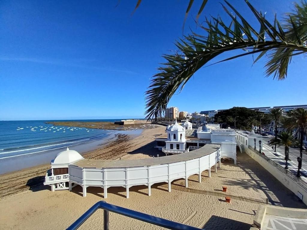 Apartamento Centrico En Casa Tipica Gaditana Cádiz Buitenkant foto